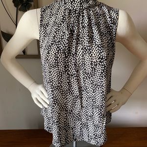 NWT Who What Wear sleeveless top